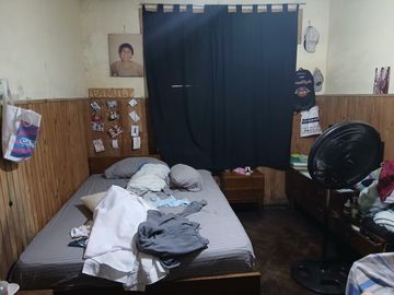 Casa a reciclar de dos dormitorios. Pasaje Ronchi 914