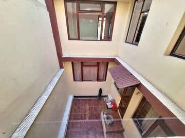 Venta casa rentera, precio oportunidad!... La Kennedy