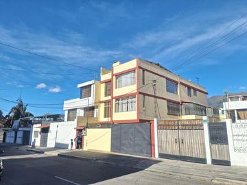 Venta casa rentera, precio oportunidad!... La Kennedy