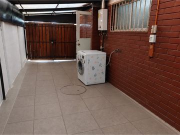 Casa en Av. México, Ideal para Comercio