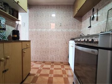 Casa en Av. México, Ideal para Comercio