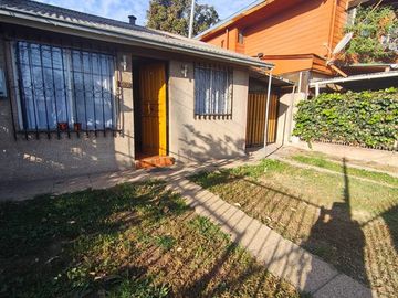 Casa en Av. México, Ideal para Comercio