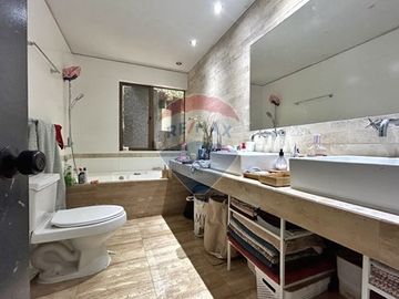 ESPECTACULAR CASA! 5 DORM,  GRAN TERRENO 1534 m2