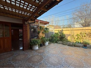 VENTA DE CASA EN LOMAS DE MIRASUR - SAN BERNARDO