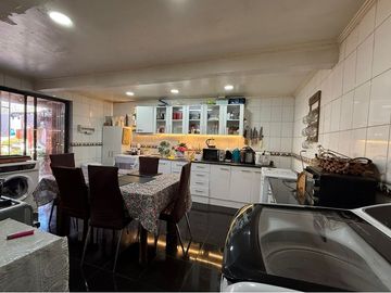 VENTA DE CASA EN LOMAS DE MIRASUR - SAN BERNARDO