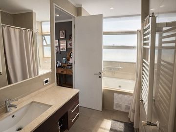 Venta Duplex M. Manquehue 4D-3B-2EyB
