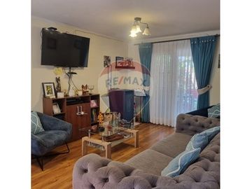 ¡Encantadora casa en venta en Buin con piscina!