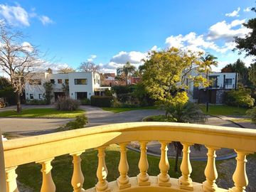 VENTA DE CASA 6 AMBIENTES-BARRANCAS DE SAN JOSÉ- GENERAL PACHECO