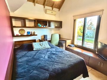 VENTA DE CASA 6 AMBIENTES-BARRANCAS DE SAN JOSÉ- GENERAL PACHECO