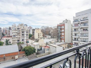 Departamento monoambiente en venta Flores cochera cubierta opcional