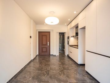 Departamento monoambiente en venta Flores cochera cubierta opcional