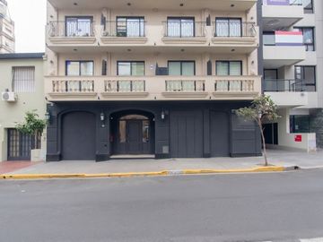 Departamento monoambiente en venta Flores cochera cubierta opcional