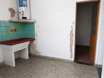 Departamentos / PH (3) a Reciclar en Ciudadela - Venta en Bloque