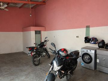 Departamentos / PH (3) a Reciclar en Ciudadela - Venta en Bloque