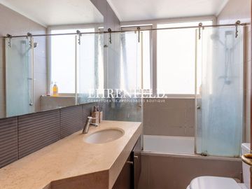 Edmundo Eluchans. Reñaca. Exclusivo departamento con Vista insuperable.
