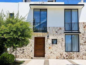 Casa en condominio en renta en Juriquilla, Querétaro, Querétaro