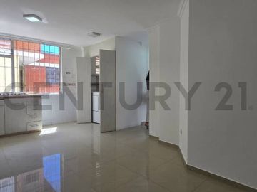 Suite más estudio en venta, cerca al Mall el Jardin, Quito