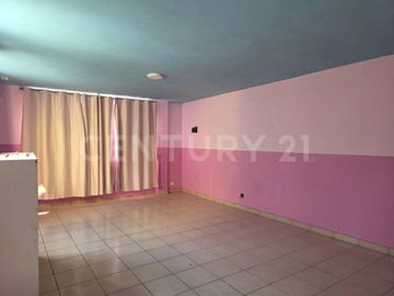 Venta de casa zona Prados Agua Azul