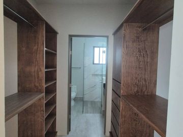 Casa en Renta en LA RESERVA PRIVADA RESIDENCIAL, Santiago