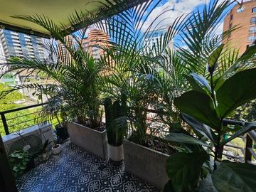 APARTAMENTO AMOBLADO EN ARRIENDO UBICADO EN EL POBLADO SECTOR MILLA DE ORO