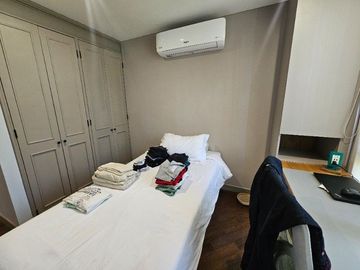 APARTAMENTO AMOBLADO EN ARRIENDO UBICADO EN EL POBLADO SECTOR MILLA DE ORO