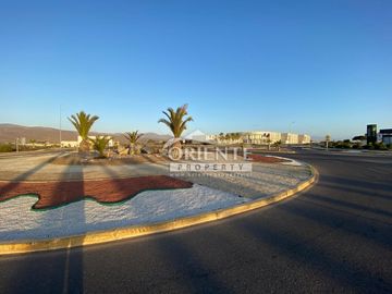 CASA  ARRIENDO,  SERENA GOLF, 3 DORMITORIOS,SIN GASTOS COM