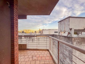 Dos ambientes en Torre con seguridad 24 hs - Sum y Parrillas