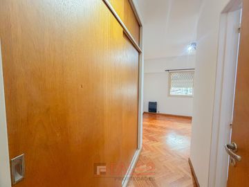 Dos ambientes en Torre con seguridad 24 hs - Sum y Parrillas