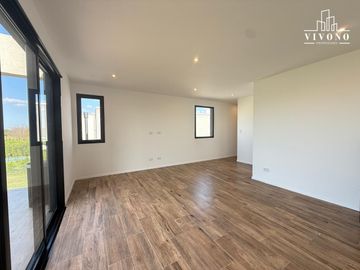 Casa en Venta en Puertos del Lago Barrio Araucarias - A estrenar