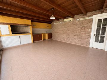 Casa en Echesortu
