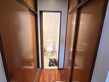 Excelente triplex 4 amb c/doble cochera y patio!!