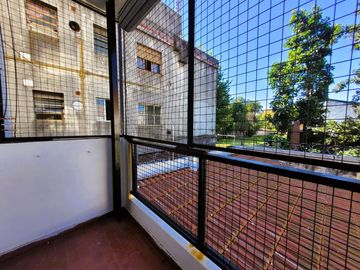 Bolaños al 200 - Depto en  alquiler, 3 ambientes, Barrio de Floresta - Bajisimas expensas!