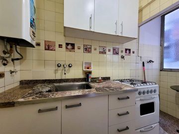 Bolaños al 200 - Depto en  alquiler, 3 ambientes, Barrio de Floresta - Bajisimas expensas!