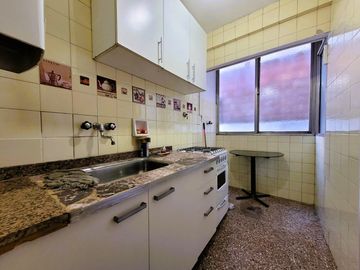 Bolaños al 200 - Depto en  alquiler, 3 ambientes, Barrio de Floresta - Bajisimas expensas!