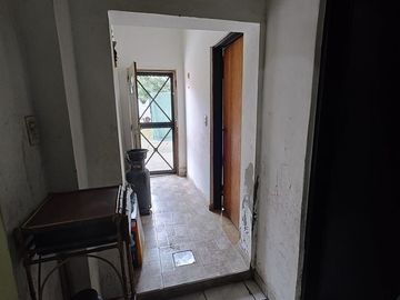 Casa  con Local de Comercio en venta en G.. Catan