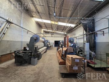 Alquiler galpón de 500 m2 en Wilde