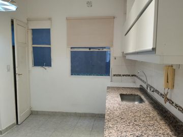 Alquiler - Departamento - Recoleta - 3 ambientes bien distribuidos y con mucho espacio