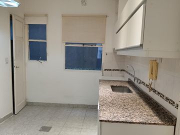 Alquiler - Departamento - Recoleta - 3 ambientes bien distribuidos y con mucho espacio