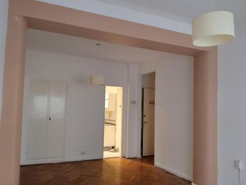 Alquiler - Departamento - Recoleta - 3 ambientes bien distribuidos y con mucho espacio
