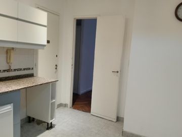 Alquiler - Departamento - Recoleta - 3 ambientes bien distribuidos y con mucho espacio