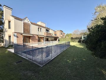 Casa a la Venta en Barrio Cerrado Las Victorias