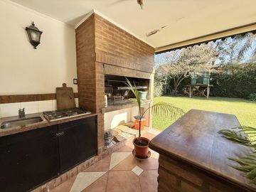 Casa a la Venta en Barrio Cerrado Las Victorias