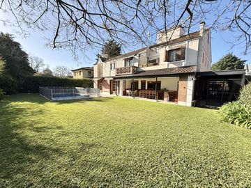 Casa a la Venta en Barrio Cerrado Las Victorias