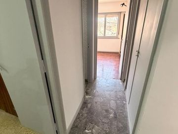 DEPARTAMENTO EN VENTA 3 AMB CON DEP CONSTITUCION - BALCON AL FRENTE EXCELENTE ESTADO