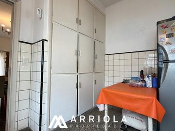 Casa de 3 ambientes con departamento de 3 ambientes