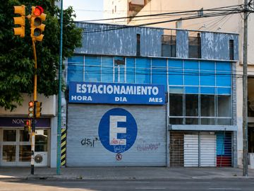 INMUEBLE COMERCIAL EN ALQUILER - VICENTE LOPEZ