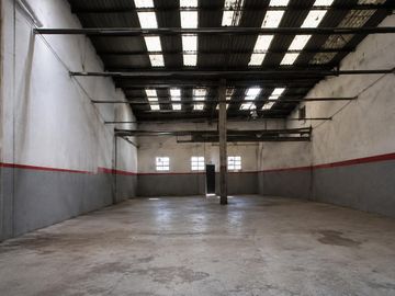 INMUEBLE COMERCIAL EN ALQUILER - VICENTE LOPEZ