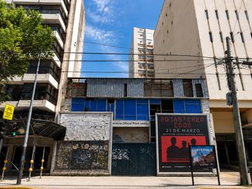 INMUEBLE COMERCIAL EN ALQUILER - VICENTE LOPEZ