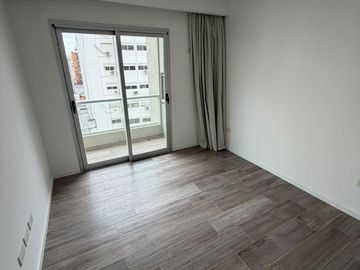 Departamento 1 dormitorio con cochera