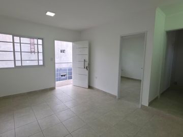 ALQUILER DPTO DOS AMBIENTES EN LLAVALLOL